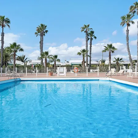 Casa Adriana アパート プラヤ・ブランカ